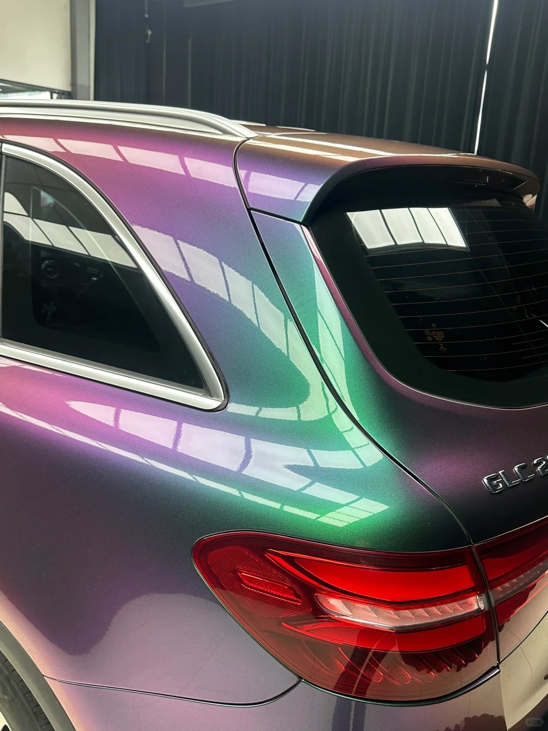 Ravoony Plus PET Glossy Metallic Green Galaxy Car Vinyl Wrap review 1