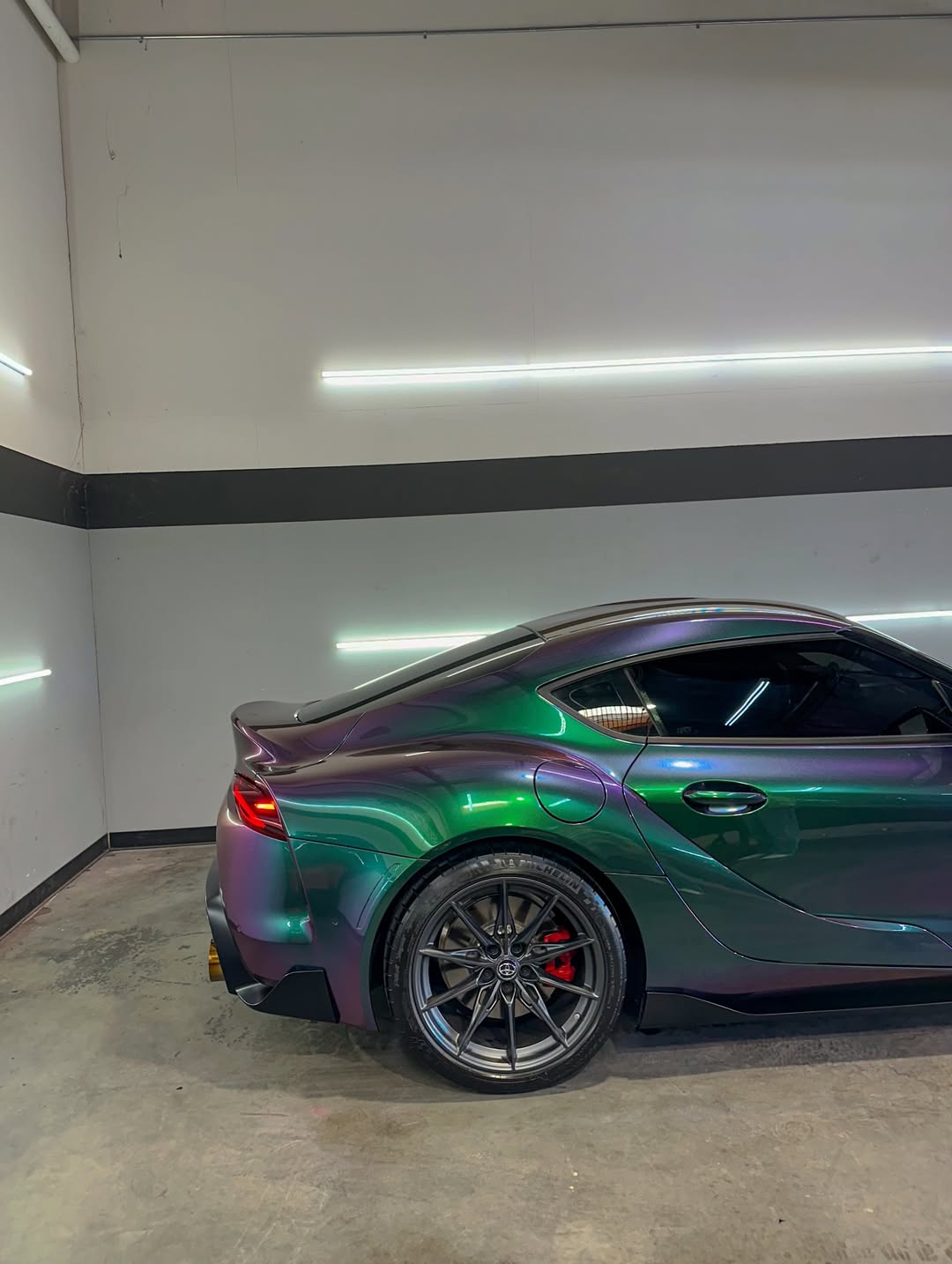 Ravoony Plus PET Glossy Metallic Green Galaxy Car Vinyl Wrap review 2