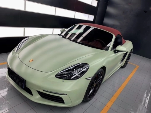 What Colour Goes With Khaki Green Car?