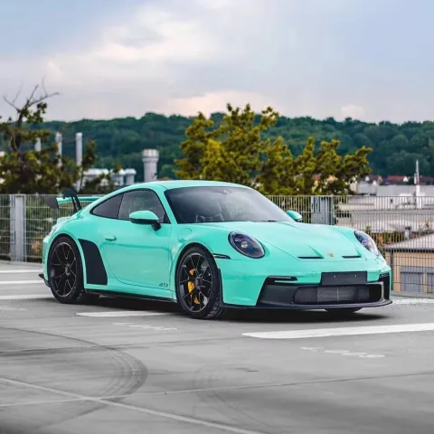Exploring Green Car Wraps:Features, and Advantages Explained