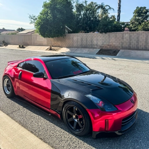 Carbon Fiber Wraps: Adding Style and Protection to Your Vehicle