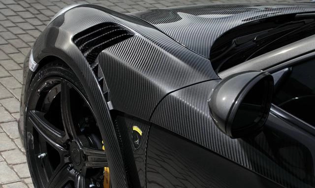 Carbon Fiber Car Wraps: The Ultimate Choice for Enhancing Your Vehicle’s Appearance and Performance
