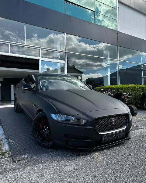 How to Choose the Right Black Car Wrap Series for Your Vehicle?