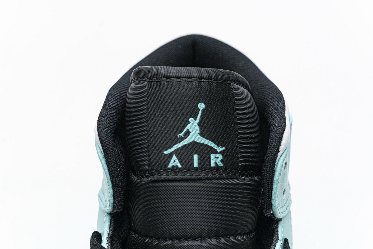       Air Jordan 1 Mid “Island Green”