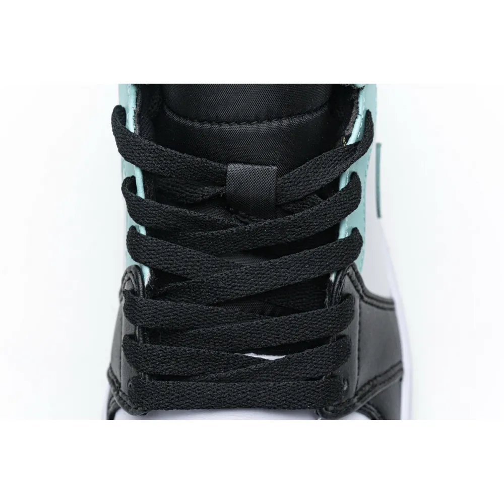  Pkgod  Air Jordan 1 Mid “Island Green”