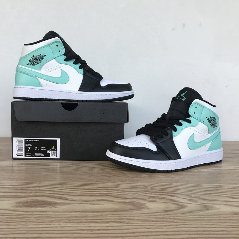       Air Jordan 1 Mid “Island Green”