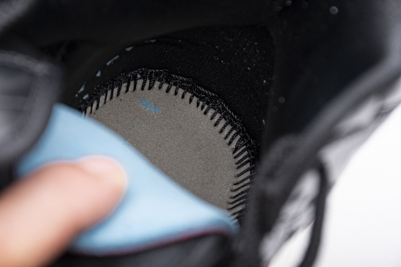  Pkgod  Air Jordan 1 Retro High OG Defiant Couture