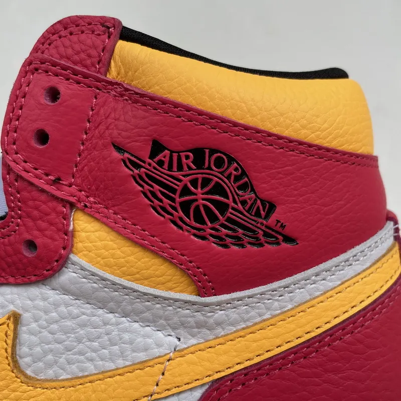  Pkgod  Air Jordan 1 Retro High OG Light Fusion Red​