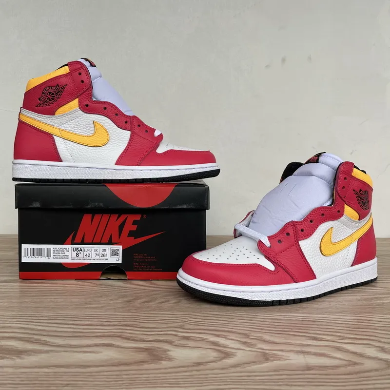  Pkgod  Air Jordan 1 Retro High OG Light Fusion Red​
