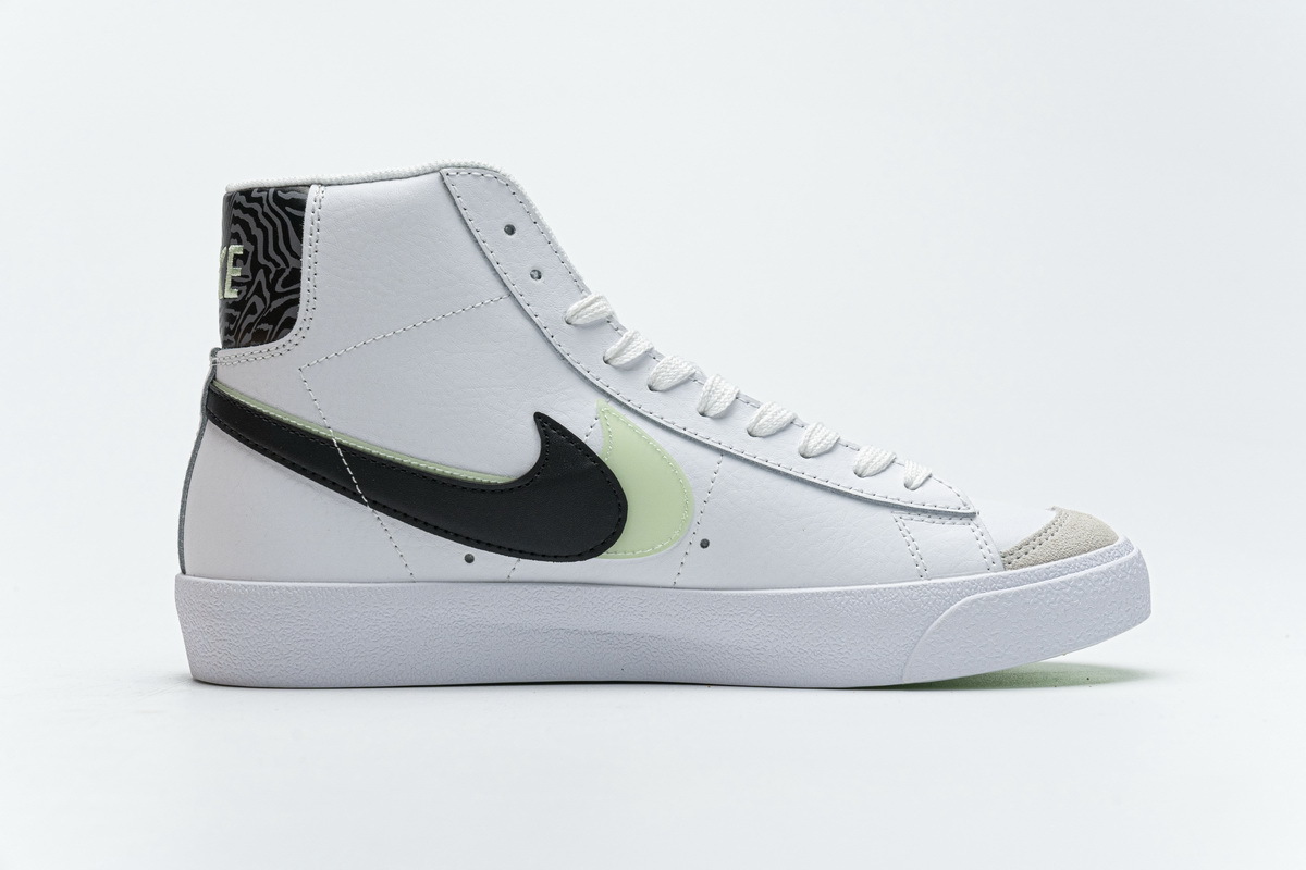  Pkgod  Nike Blazer Mid 77 SE GS Double Swoosh White Vapor Green