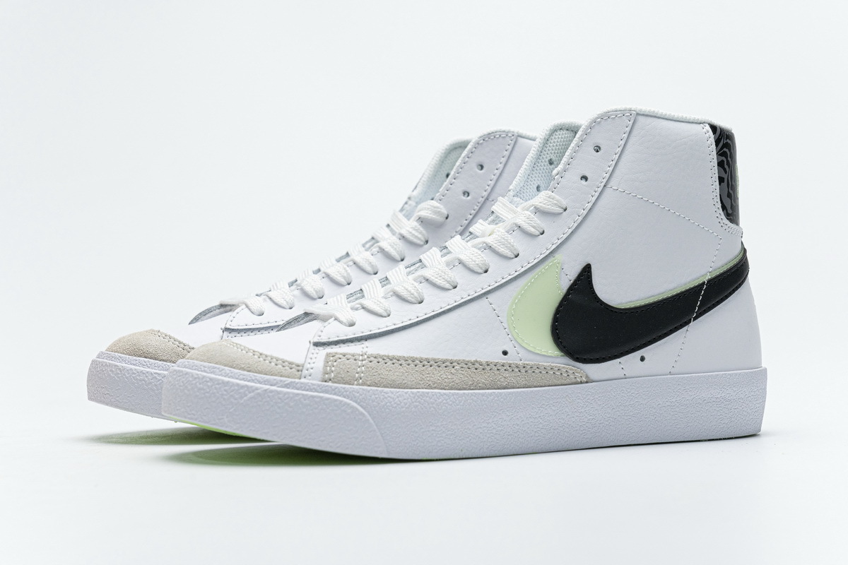  Pkgod  Nike Blazer Mid 77 SE GS Double Swoosh White Vapor Green
