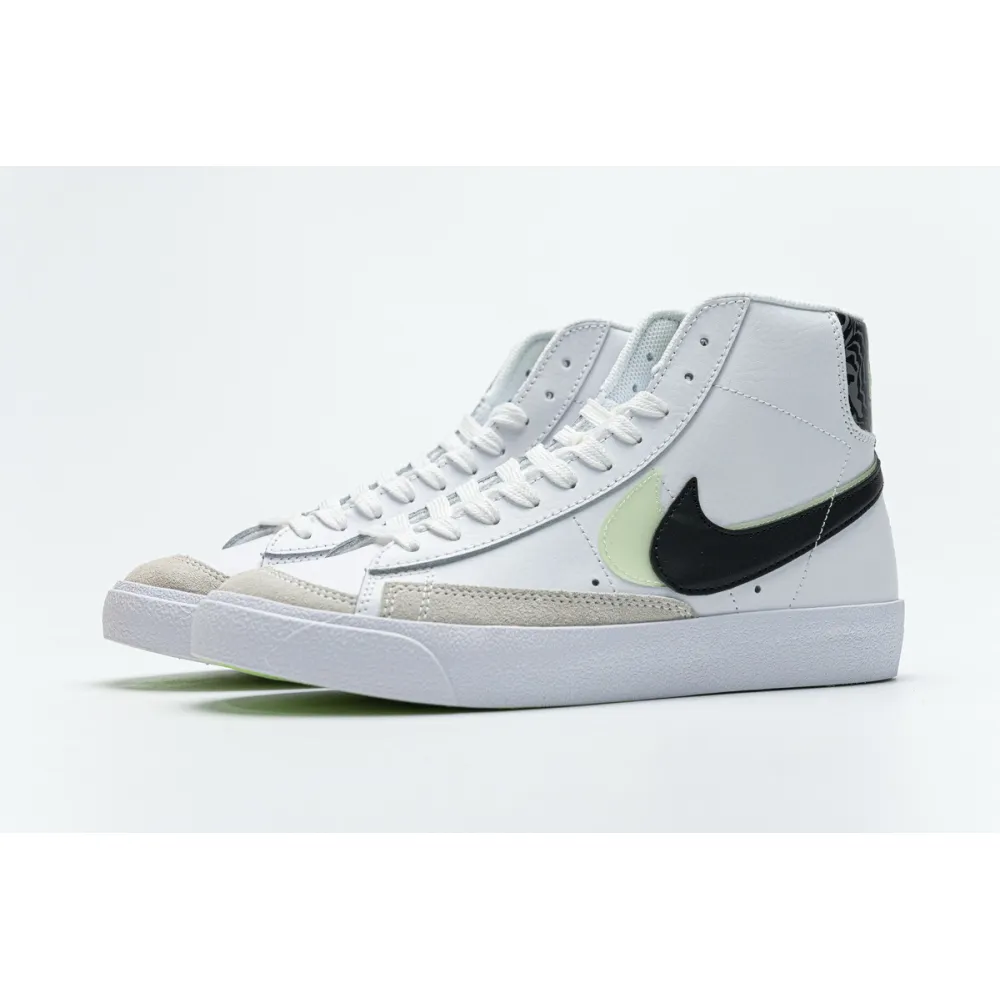  Pkgod  Nike Blazer Mid 77 SE GS Double Swoosh White Vapor Green