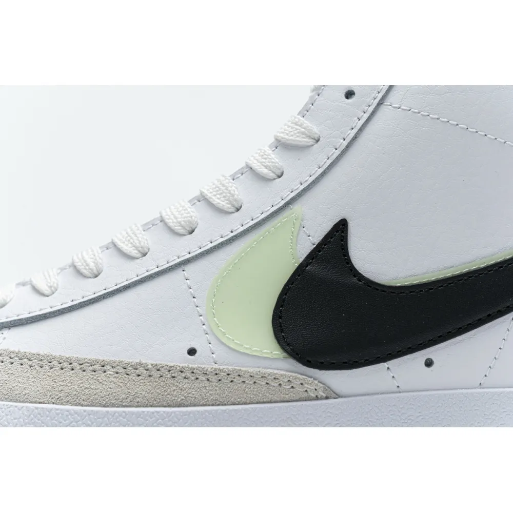  Pkgod  Nike Blazer Mid 77 SE GS Double Swoosh White Vapor Green