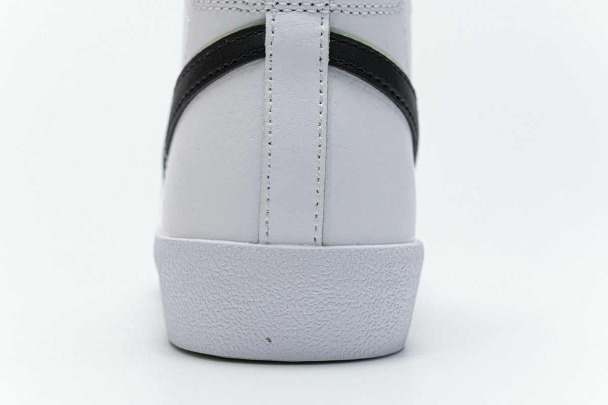  Pkgod  Nike Blazer Mid 77 SE GS Double Swoosh White Vapor Green