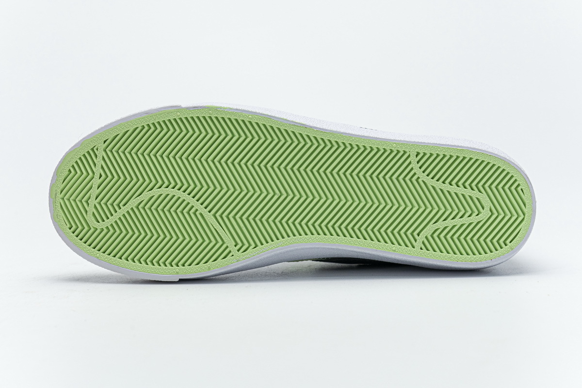  Pkgod  Nike Blazer Mid 77 SE GS Double Swoosh White Vapor Green