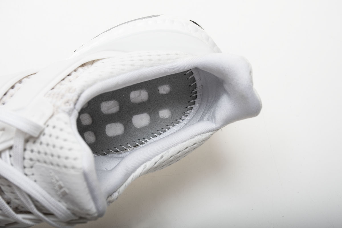      adidas Ultra Boost 1.0 Core White
