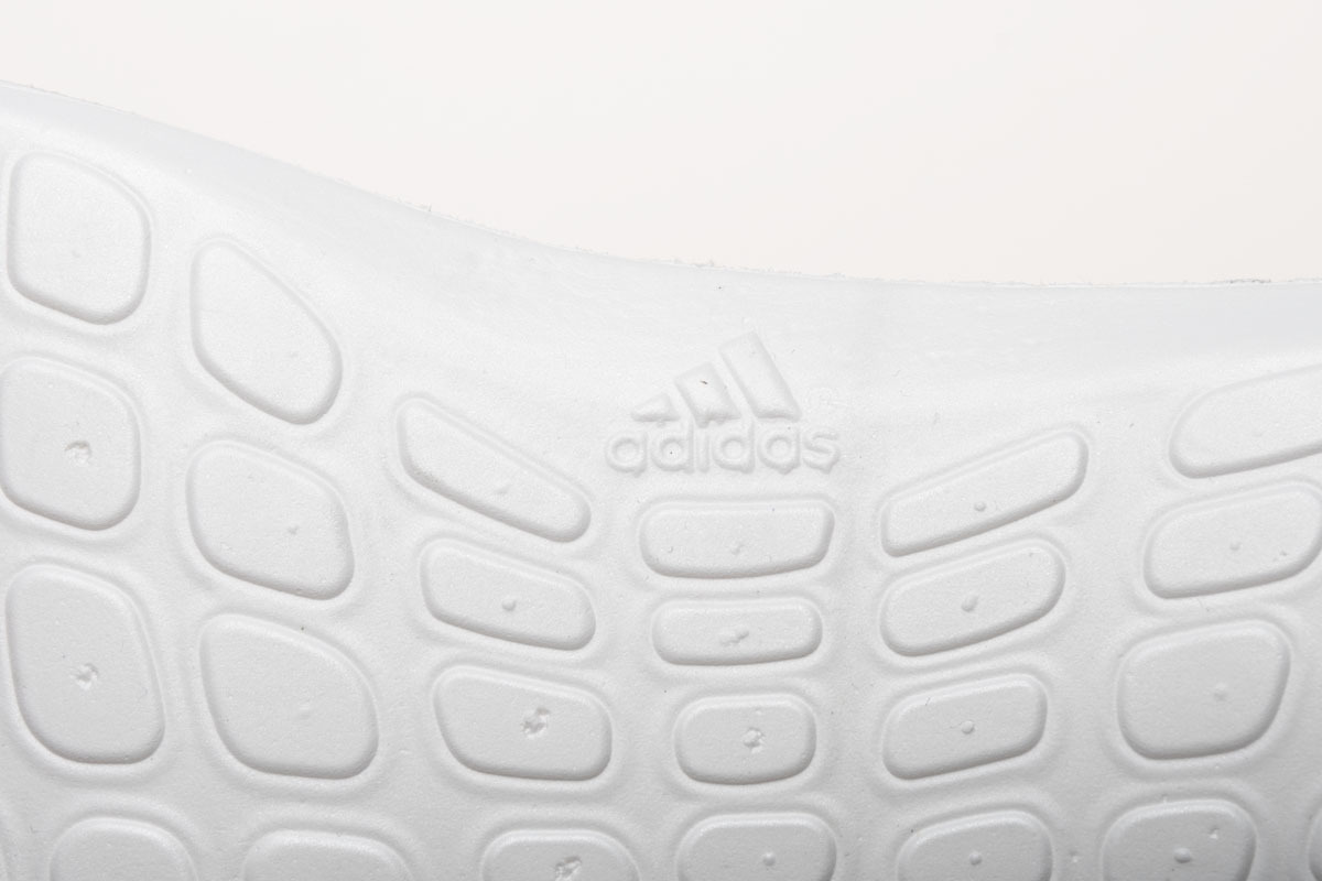      adidas Ultra Boost 1.0 Core White