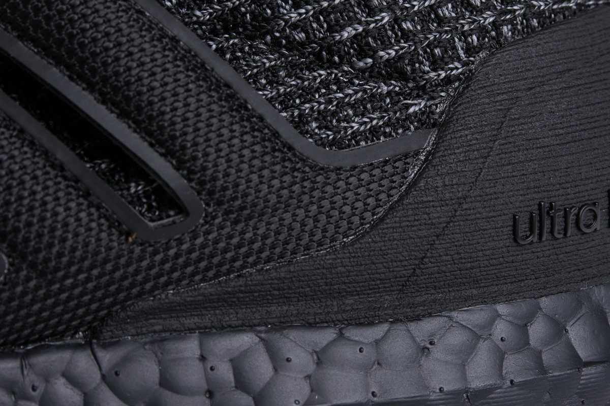      Adidas Ultra Boost 4.0 “Triple Black” Real Boost 