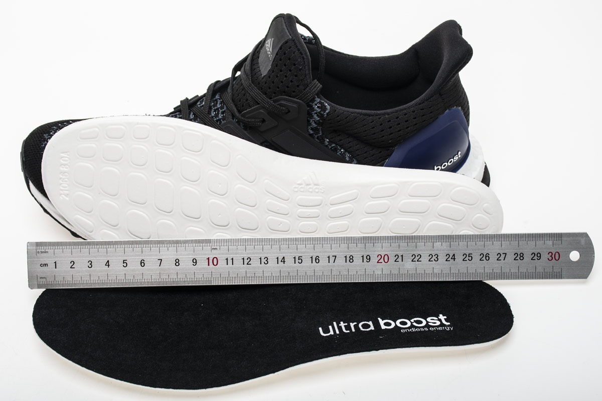      adidas Ultra Boost OG (2018)