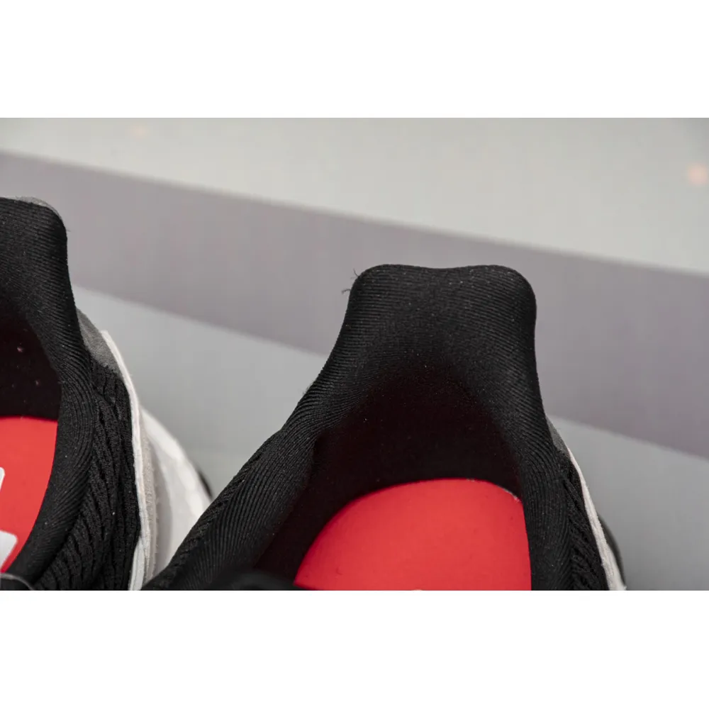  Pkgod adidas Ultra Boost S&L Black Grey Four Red