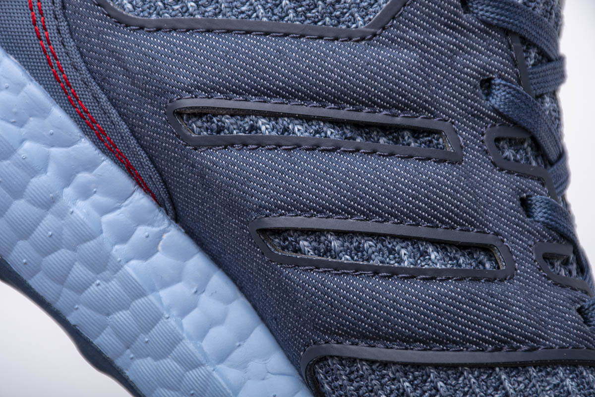      adidas Ultra Boost Tech Ink Glow Blue
