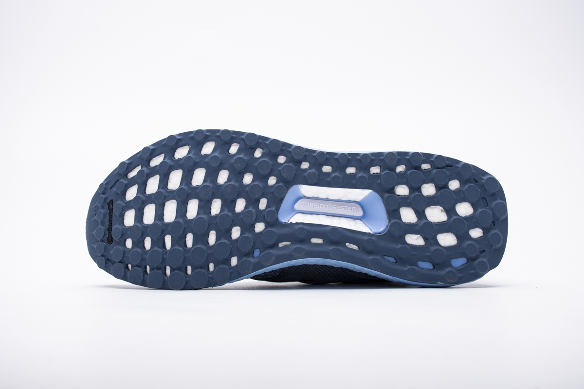      adidas Ultra Boost Tech Ink Glow Blue