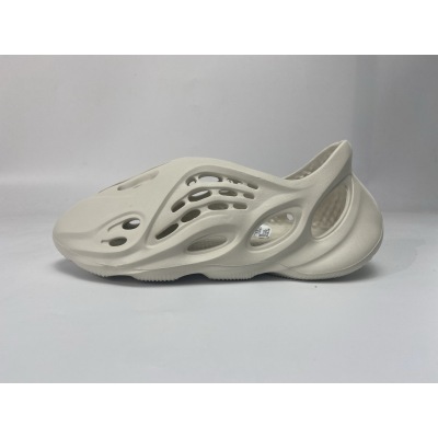   Pkgod adidas Yeezy Foam RNNR Ararat​ 01