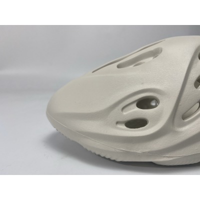   Pkgod adidas Yeezy Foam RNNR Ararat​ 02