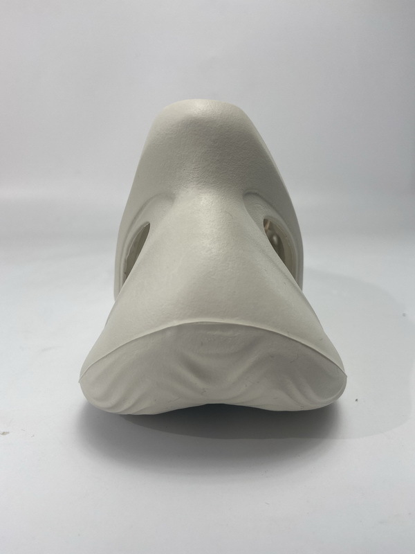   Pkgod adidas Yeezy Foam RNNR Ararat​