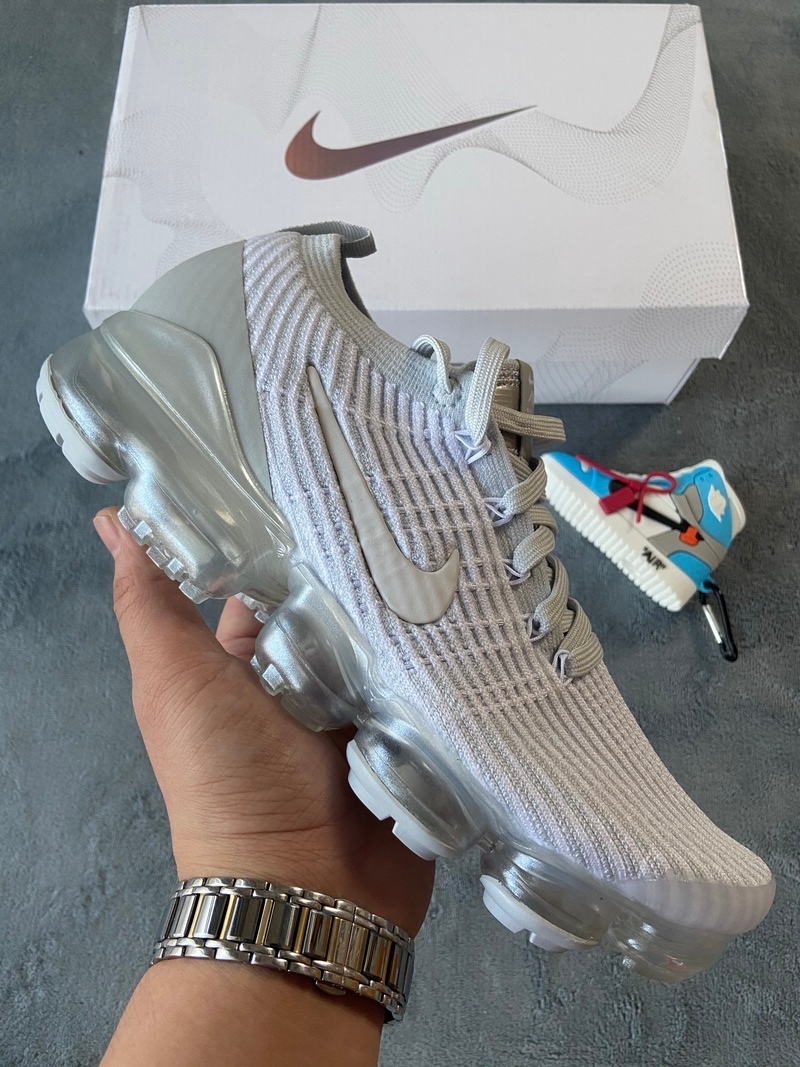      Nike Air VaporMax Flyknit 3 White Pure Platinum