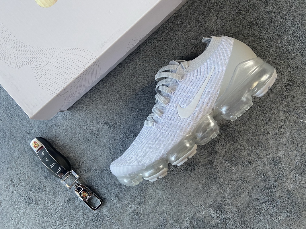      Nike Air VaporMax Flyknit 3 White Pure Platinum