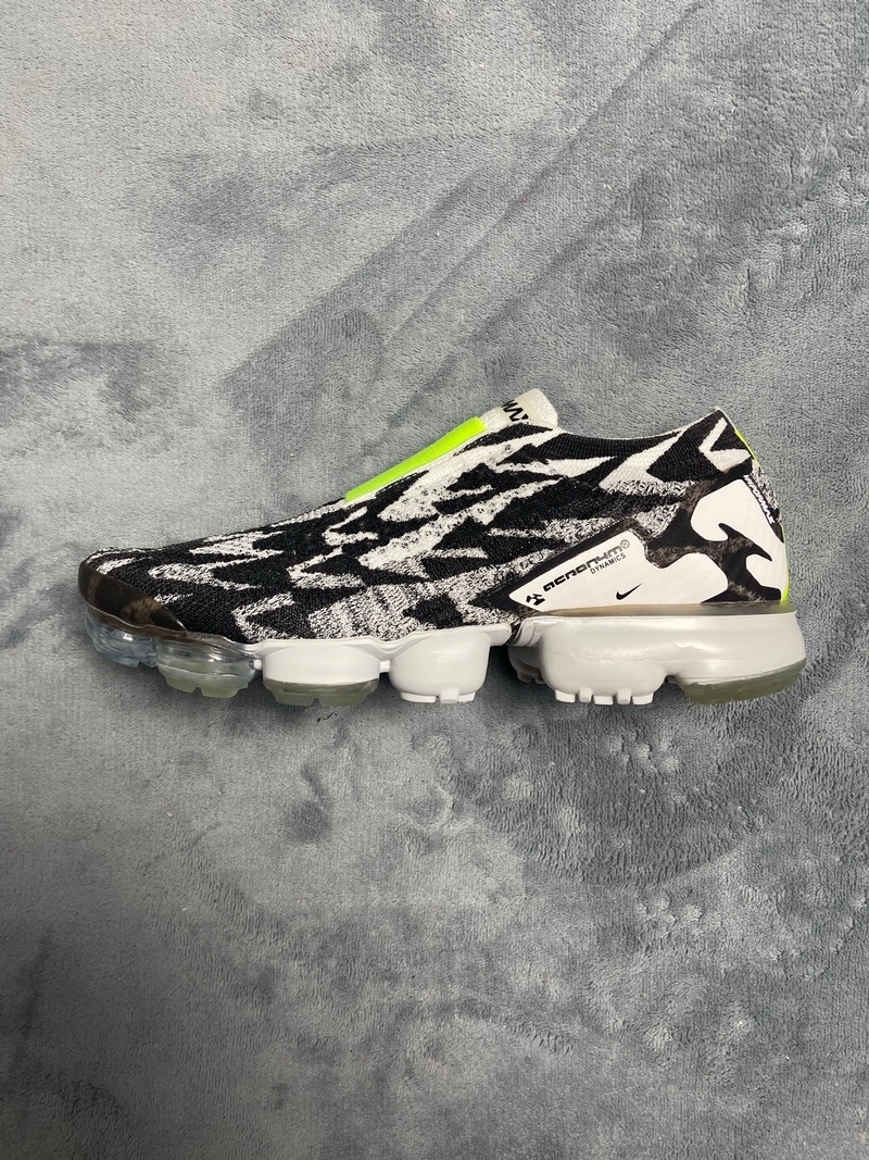      Nike Air VaporMax Moc 2 Acronym Light Bone​