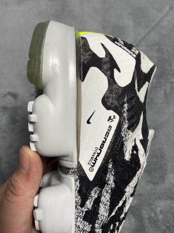      Nike Air VaporMax Moc 2 Acronym Light Bone​