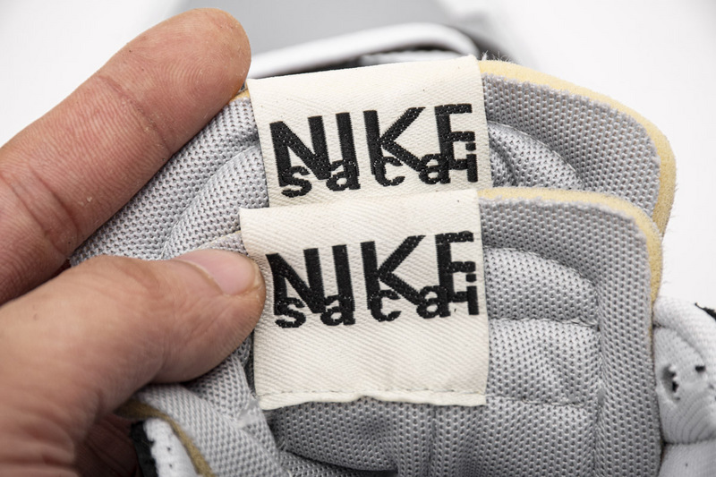  Pkgod Nike Blazer Mid sacai Black Grey