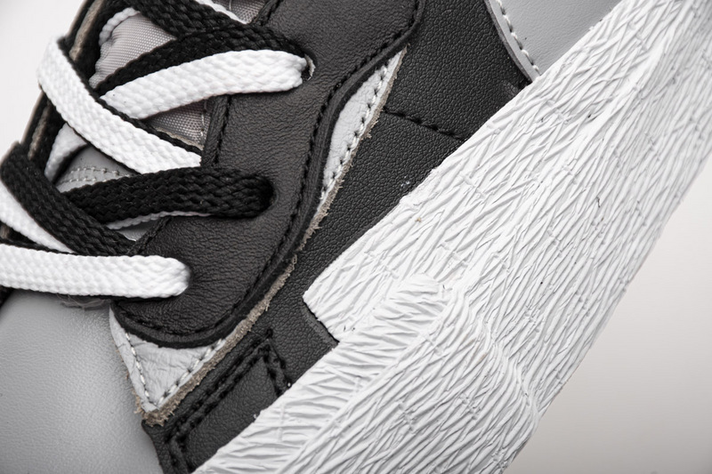  Pkgod Nike Blazer Mid sacai Black Grey