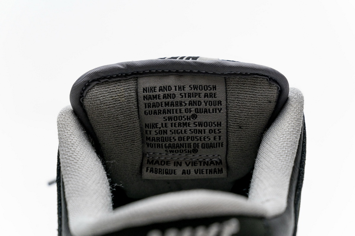     Pkgod Nike SB Dunk Low Pro J-Pack Shadow