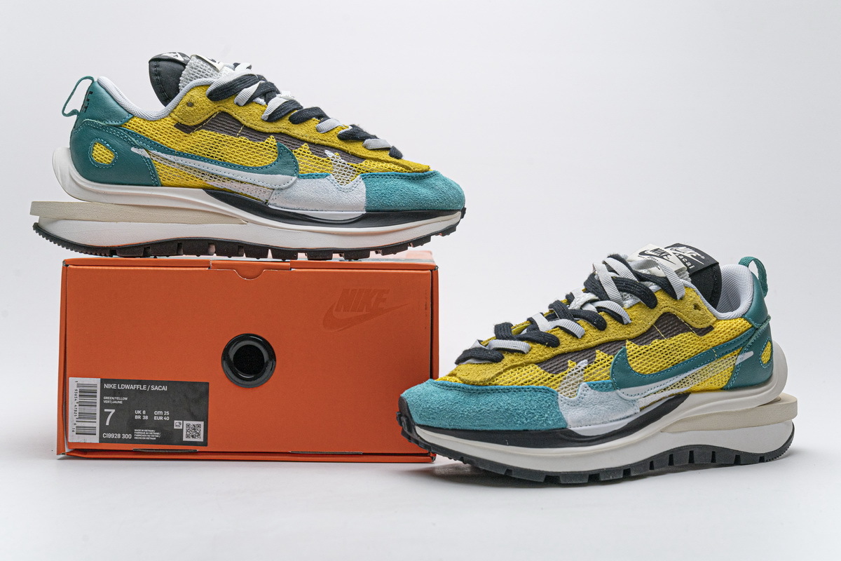     Pkgod Sacai x Nike Pegasua Vaporfly Yellow Green