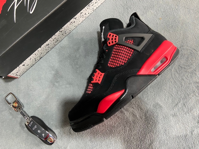  XP Factory Sneakers & Air Jordan 4 Retro Red Thunder  CT8527-016 