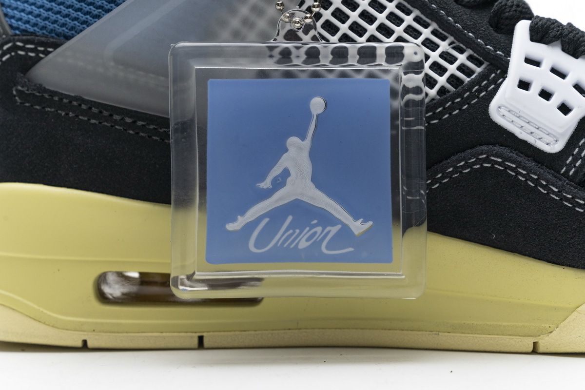  XP Factory Sneakers &Air Jordan 4 Retro Union Off Noir DC9533-001