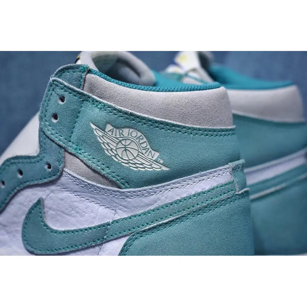 H12 Factory Sneakers &Air Jordan 1 OG Hi Retro“Turbo Green” 555088-311