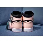 H12 Factory Sneakers &Air Jordan 1 Retro High OG “Crimson Tint” 555088-081