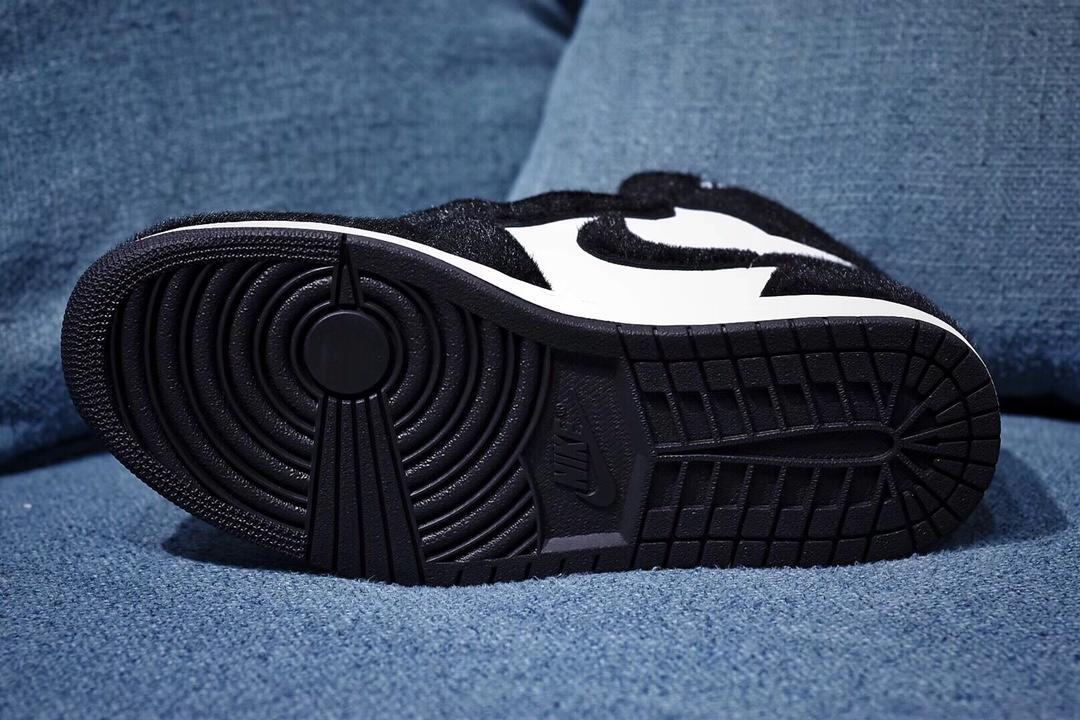 H12 Factory Sneakers &Air Jordan 1 Retro High Twist CD0461-007