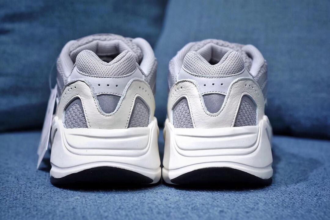 H12 Factory Sneakers &Yeezy Boost 700 V2 “Static” EF2829