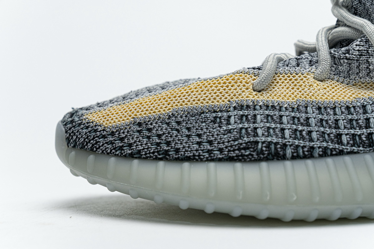 OG Sneakers &OG Yeezy 350 V2 Ash Blue GY7657