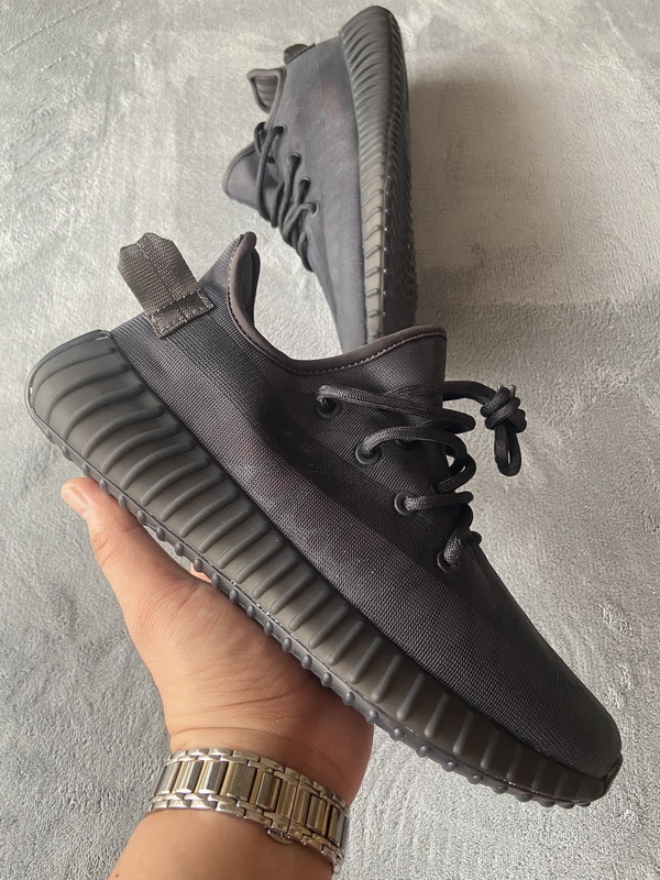 OG Sneakers &OG Yeezy 350 V2 Mono Cinder GX3791