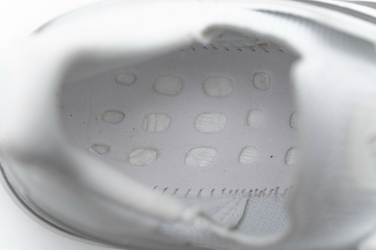      Adidas Ultra BOOST 20 CONSORTIUM White Silver Grey