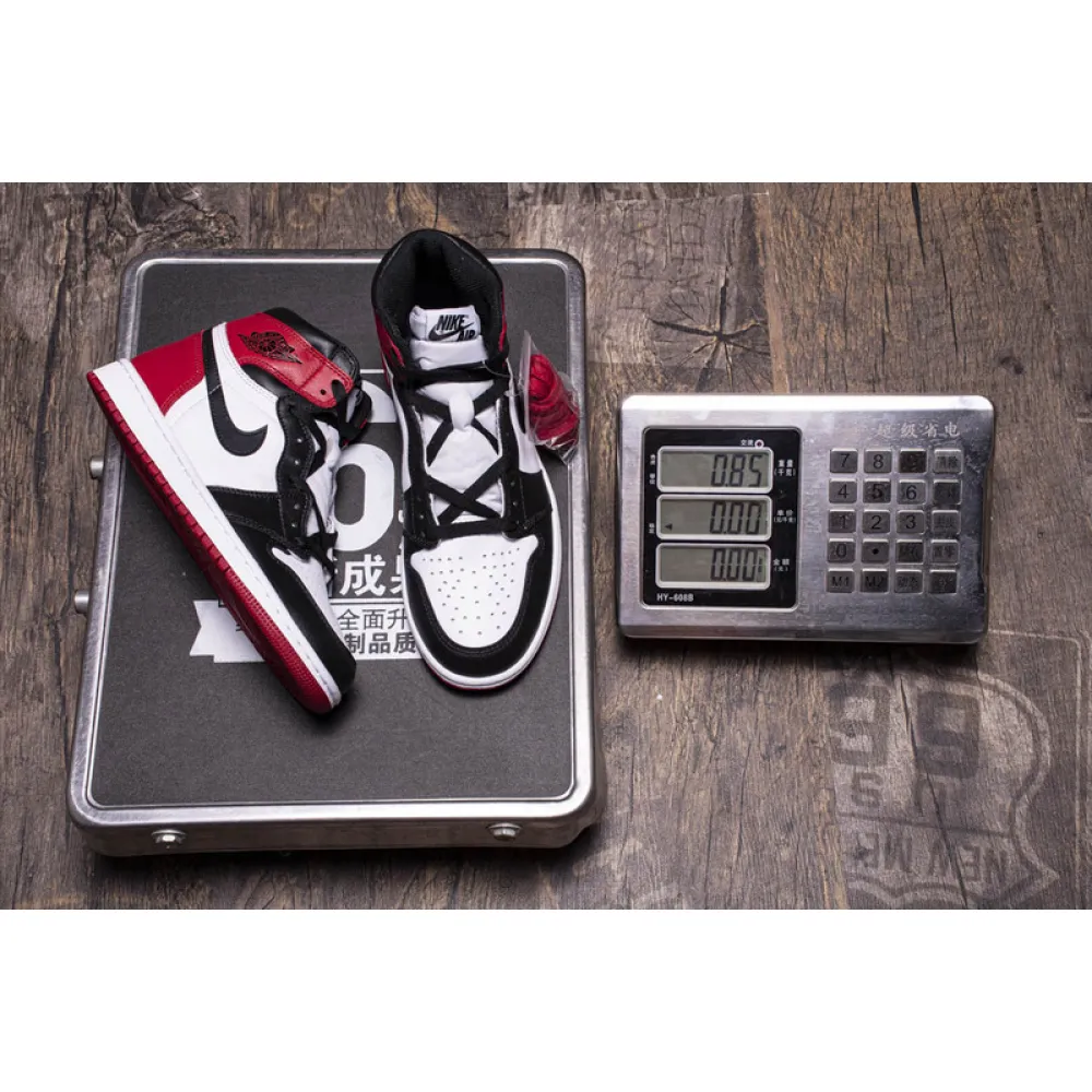 Pkgod  Air Jordan 1 Black Toe High OG