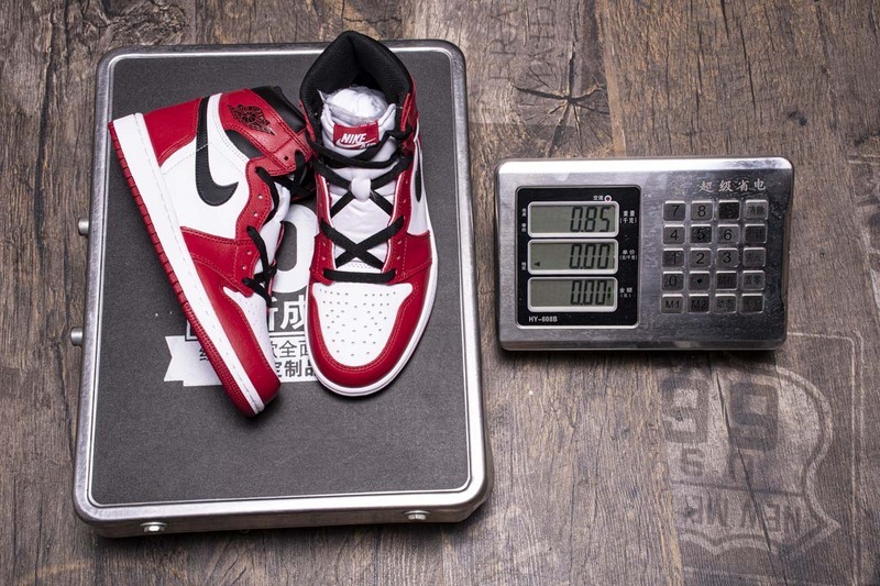 Pkgod  Air Jordan 1 High OG Chicago  