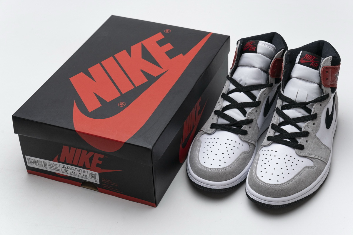      Air Jordan 1 High Smoke Grey Red