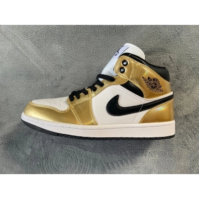 Pkgod  Air Jordan 1 Mid SE Metallic Gold 01
